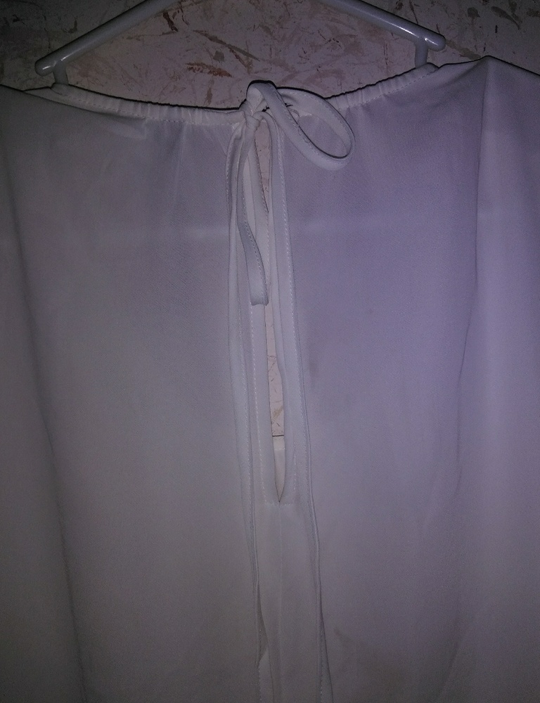 LC Blouse - Picture 3 of 4